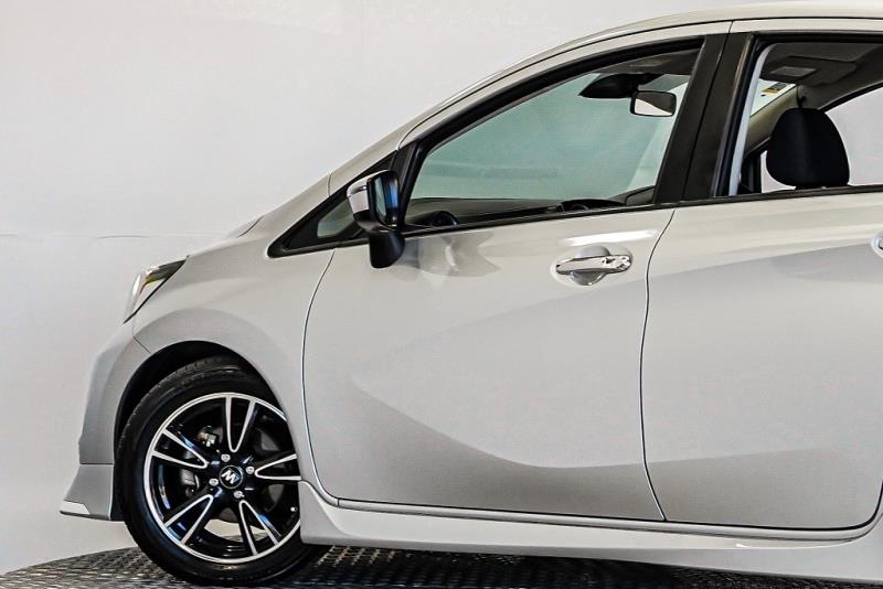 2017 Nissan Note e-Power X