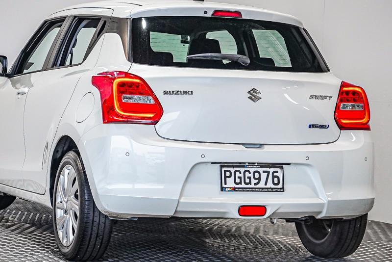 2022 Suzuki Swift Hybrid Limited