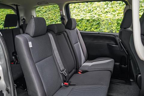 2019 Toyota Voxy 4WD 8 Seater - Thumbnail