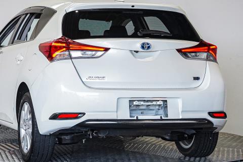 2016 Toyota Auris / Corolla Hybrid - Thumbnail