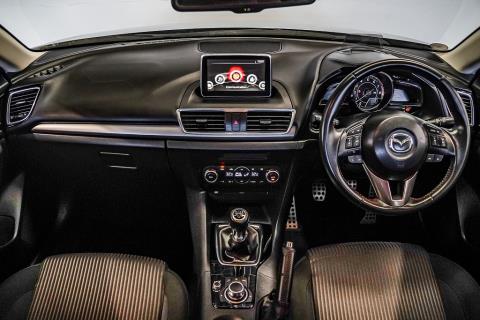 2014 Mazda Axela 20S / 3 Sport - Thumbnail