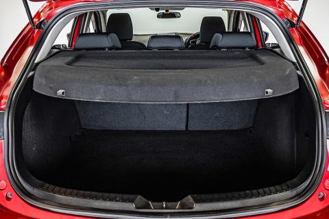2014 Mazda Axela / 3 Sport - Thumbnail