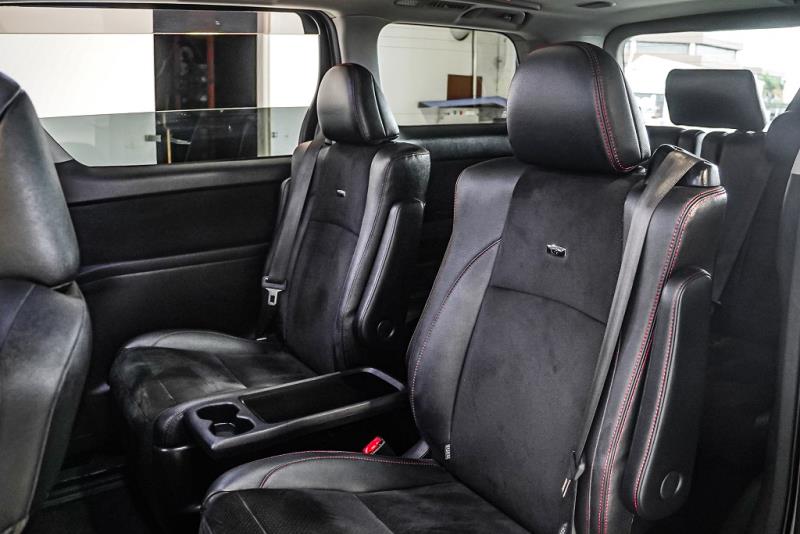 2013 Toyota Vellfire Gs / Alphard