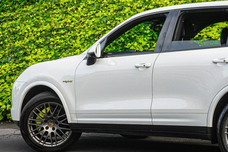 2018 Porsche Cayenne S E-Hybrid