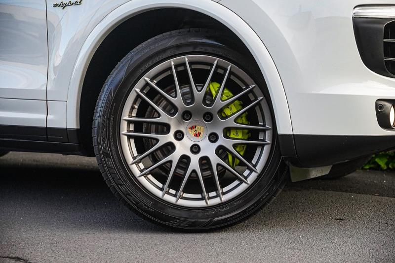 2018 Porsche Cayenne S E-Hybrid