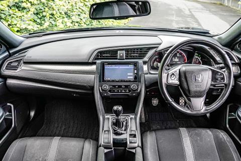 2018 Honda Civic RS Turbo - Thumbnail