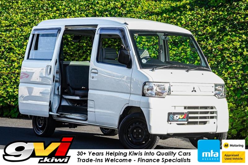 2013 Mitsubishi Minicar / B Miev