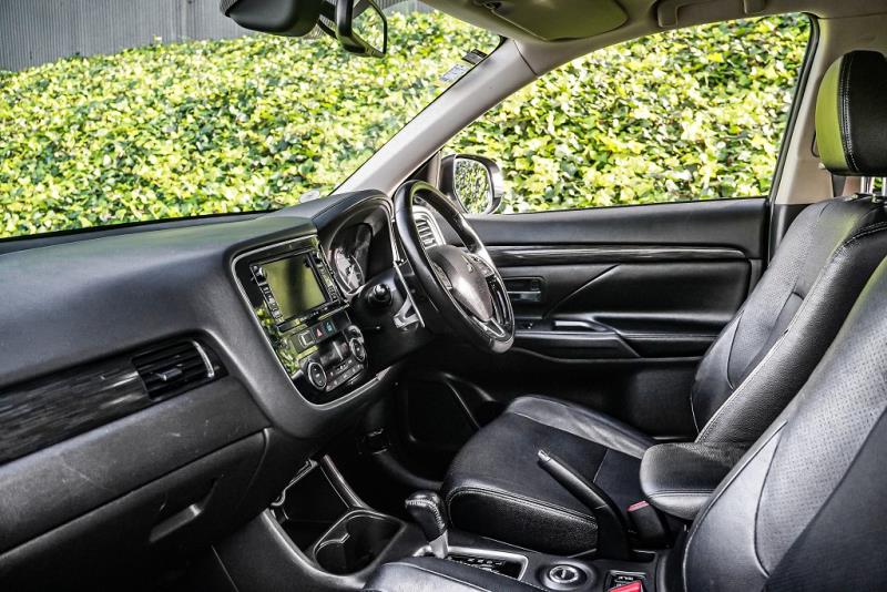 2015 Mitsubishi Outlander 4WD 24G