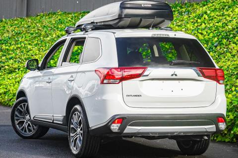 2015 Mitsubishi Outlander 4WD 24G - Thumbnail