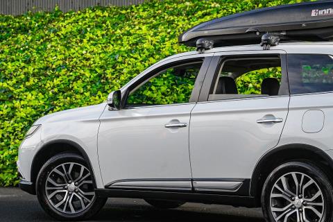2015 Mitsubishi Outlander 4WD 24G - Thumbnail