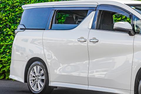 2015 Toyota Vellfire 2.5Z / Alphard - Thumbnail