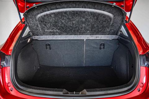 2015 Mazda Axela 20S / 3 Ltd - Thumbnail