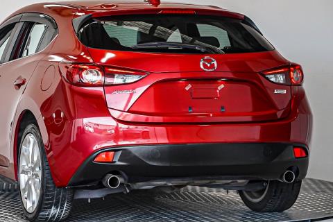 2015 Mazda Axela 20S / 3 Ltd - Thumbnail