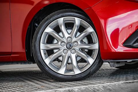 2015 Mazda Axela 20S / 3 Ltd - Thumbnail