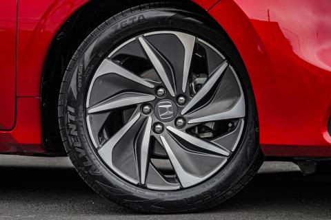2019 Honda Insight EX Hybrid - Thumbnail
