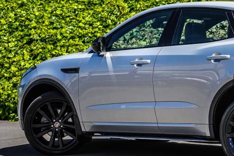 2019 Jaguar E-Pace 4WD R-Dynamic S - Thumbnail