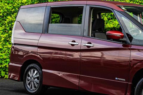 2018 Nissan Serena e-Power - Thumbnail