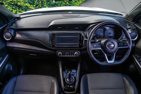 2020 Nissan Kicks e-Power X - Thumbnail