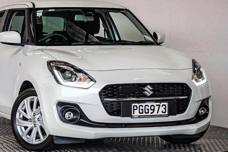 2022 Suzuki Swift Hybrid Limited