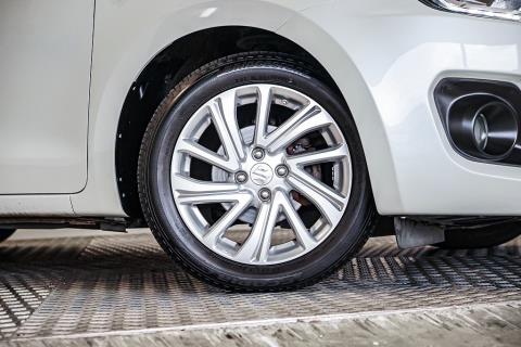 2022 Suzuki Swift Hybrid Limited - Thumbnail