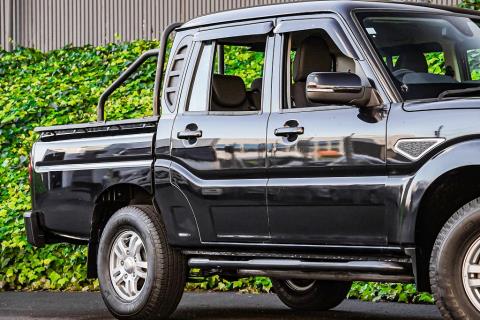 2025 Mahindra Pik Up Double Cab - Thumbnail