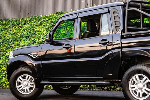 2025 Mahindra Pik Up Double Cab - Thumbnail