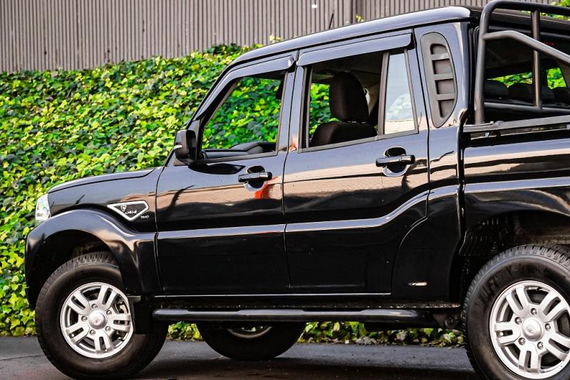 2025 Mahindra Pik Up Double Cab