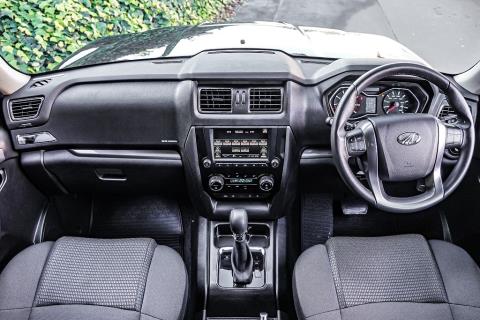 2025 Mahindra Pik Up Double Cab - Thumbnail