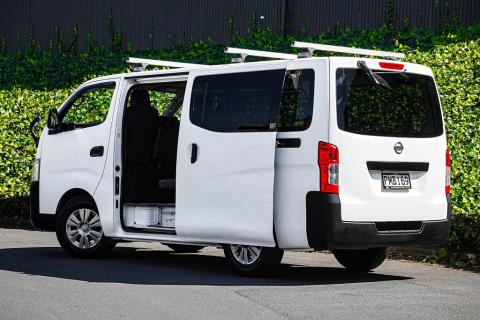 2017 Nissan NV350 / Caravan 5 Door - Thumbnail