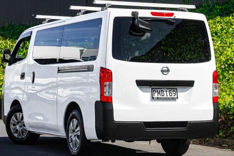 2017 Nissan NV350 / Caravan 5 Door - Thumbnail