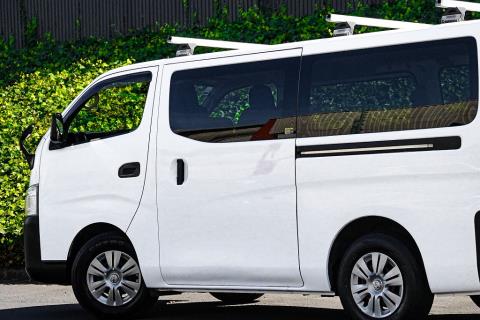 2017 Nissan NV350 / Caravan 5 Door - Thumbnail