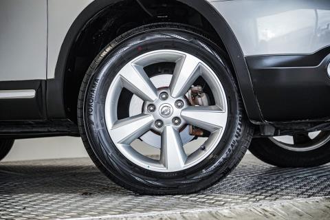 2014 Nissan Dualis 20G / Qashqai Ti - Thumbnail