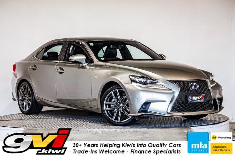 2014 Lexus IS 300h
