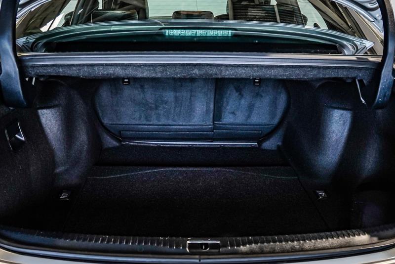 2014 Lexus IS 300h