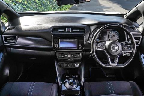 2018 Nissan Leaf 40G 87% SOH - Thumbnail