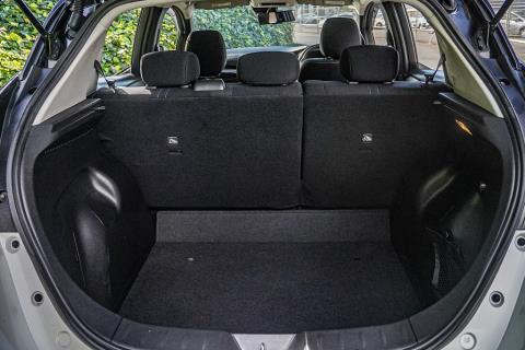 2018 Nissan Leaf 40G 87% SOH - Thumbnail