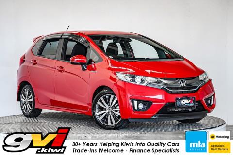 2014 Honda Fit S Hybrid / Jazz