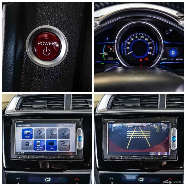 2014 Honda Fit S Hybrid / Jazz