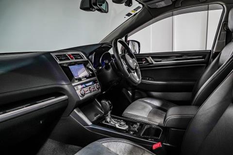 2016 Subaru Outback Limited - Thumbnail