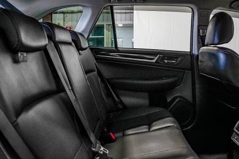 2016 Subaru Outback Limited - Thumbnail
