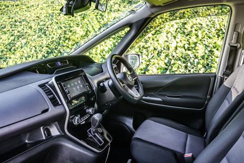 2020 Nissan Serena S 8 Seater - Thumbnail