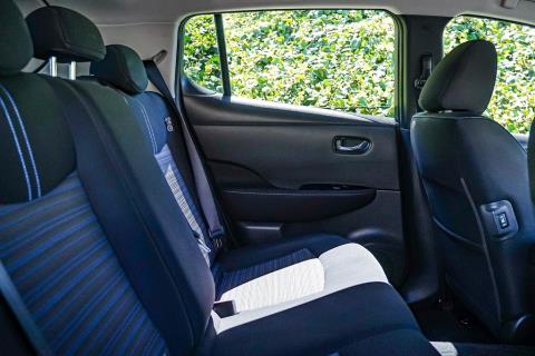 2019 Nissan Leaf 40G 87% SOH - Thumbnail