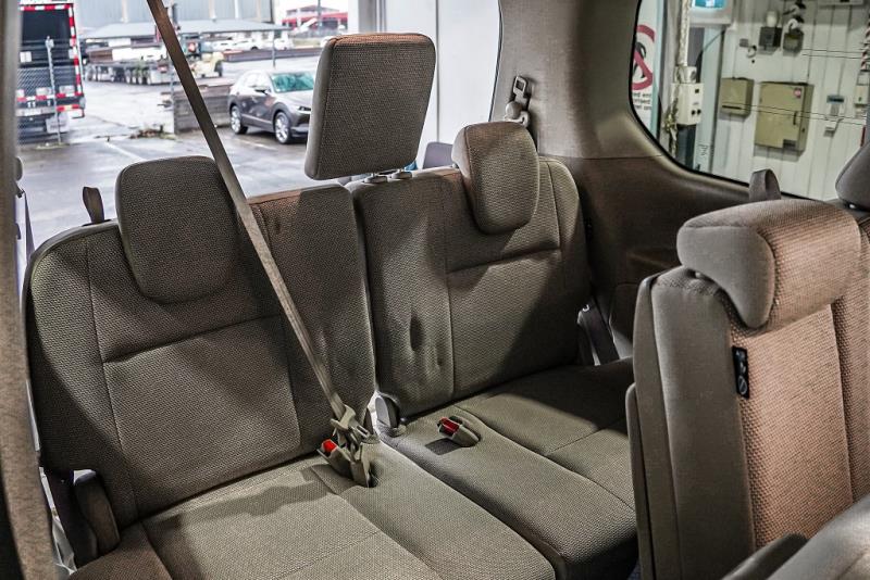 2017 Nissan Serena Hybrid 8 Seater