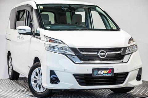 2017 Nissan Serena Hybrid 8 Seater - Thumbnail