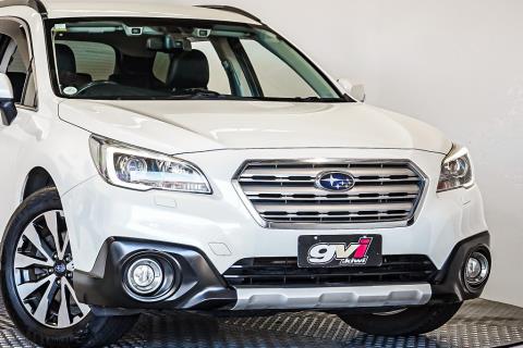 2016 Subaru Outback Limited - Thumbnail