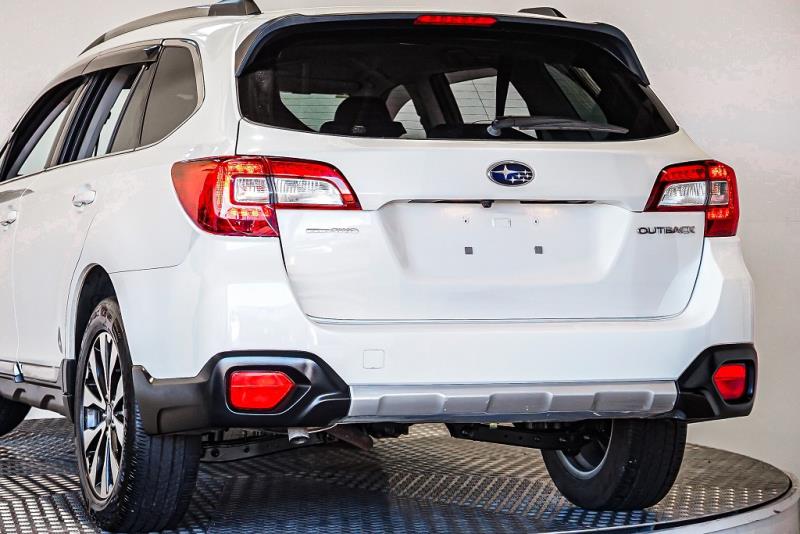 2016 Subaru Outback Limited