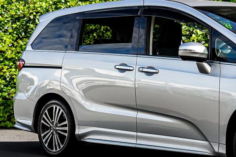 2015 Honda Odyssey Absolute - Thumbnail