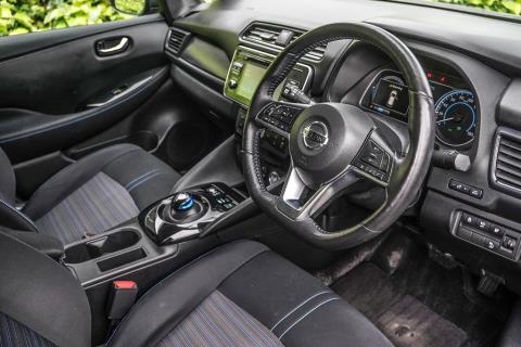 2018 Nissan Leaf 40X 88% SOH - Thumbnail