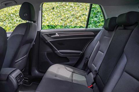 2020 Volkswagen e-Golf EV Gen 2 36kWh - Thumbnail