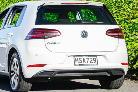 2020 Volkswagen e-Golf EV Gen 2 36kWh - Thumbnail